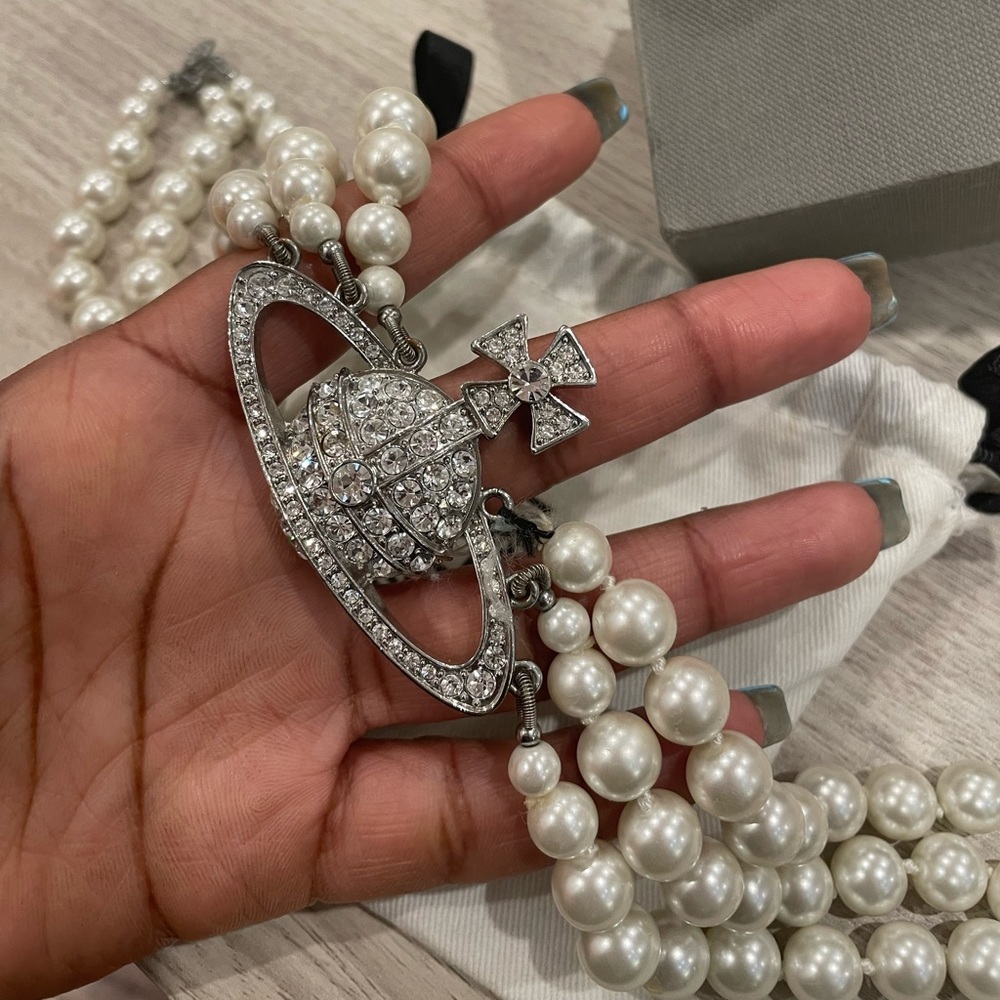 Vivienne Westwood Pearl Choker